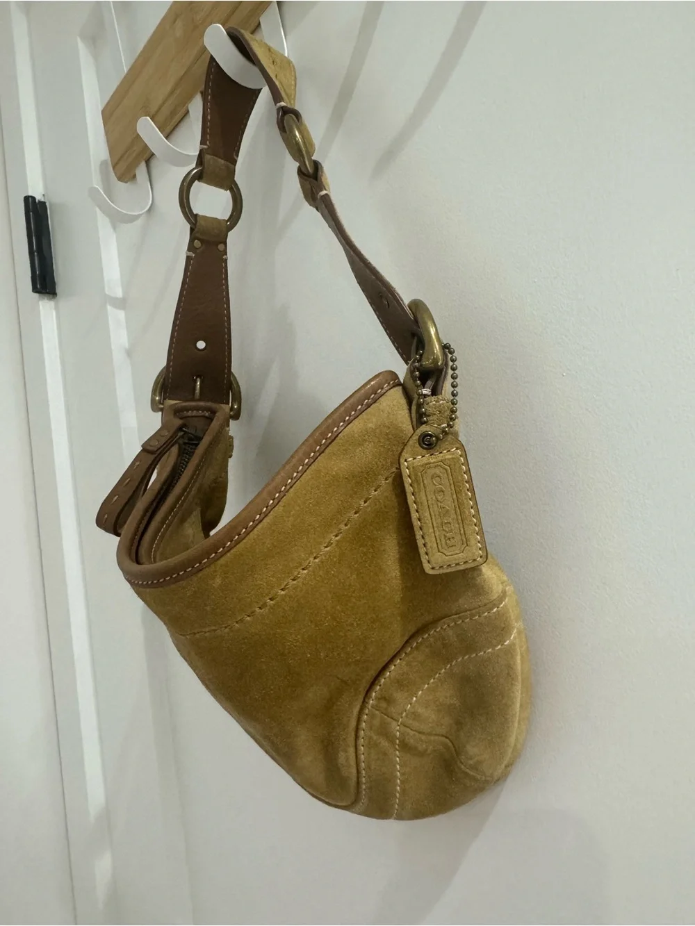 Coach Suede Hobo Shoulder Bag in Mustard Brown - Picture 2 of 8